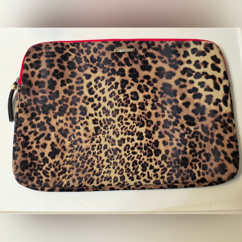 Stella & Dot Leopard Print Laptop Bag – Chic & Spacious